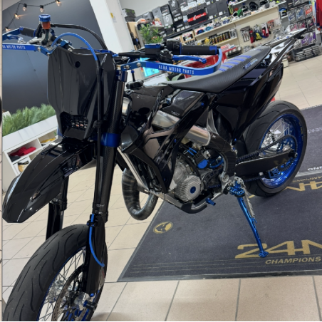 Kit Plastiche NERE per TM 2T fi 2022-2025
